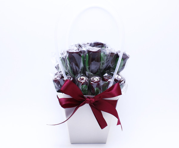 Подарочный набор, букет Бордовых карамельных роз