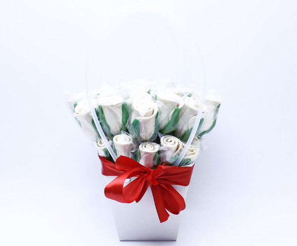 Подарочный набор, букет Белых карамельных роз